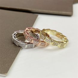 Women Designer Band Rings Fashion Luxury Sparkling Diamond Ring Jewelry For Womens Ladies Lovers Wedding Engagement Anniversary Party Gifts