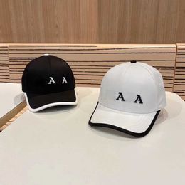 Male Designer Luxury Baseball Cap Unisex Four Seasons Casual Baseball Cap Adjustable Hat Band Triangular Letter Identification Outdoor Sports Cap