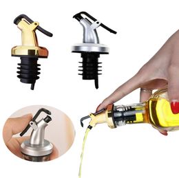 Oil Bottle Stopper Lock Plug Seal Leak-proof Food Grade Rubber Nozzle Sprayer Liquor Dispenser Wine Pourer Kitchen Tool