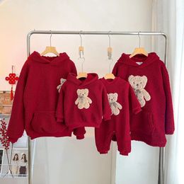 Family Matching Outfits Christmas Clothes Parent Child Winter Hoodies Sweatshirts Dad Mom And Daughter Son Clothing Children's Warm Tops 231118