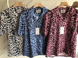 Men's T Shirts 23SS Fasion Wacko Maria Leopard Print Couple Thin Shirt Summer Oversize Men Women Streetwear Buttons Top Techwear