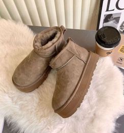 Womens slippers Tazz Chestnut Fur Slides Dheepskin Shearling slipper Tasman Classic Ultra Mini Platform Boots UGGsity Blend Winter Australia Booties YS412