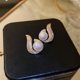Stud Luxury mermaid pearl earrings suitable for women French personalized zircon fish tail water drop earrings wedding jewelry pendants 231120