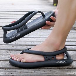 Sandals Man Nonslip Flip Flops Hollow Out Slippers Thick Platform Women Shoes Summer Outdoor House Couples Bathroom Soft Flats 230419