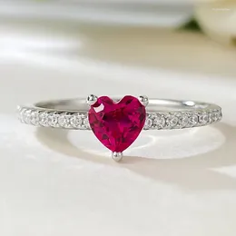 Cluster Rings 2023 925 Silver Small Love Ring Inlaid With High Carbon Diamond Temperament Artificial Red Treasure Girl