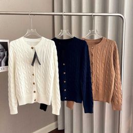 New Tri Color Fashion Women's Top Raffles Horse Embroidery Fried Dough Twists Knitted Sweater Cardigan