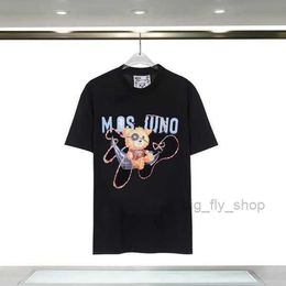 Moschinos Men's T-shirts Monclairs Vest Designer Womens T-shirt Italian Brands Tees Cartoon Bear Round for Outdoor Leisure 2 R1WC