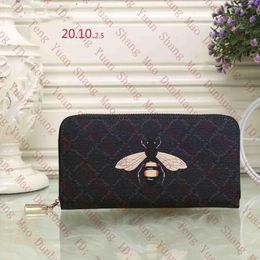 Fashion designer zipper wallets luxurys Purse Men Women leather bags High Qualitys Classic flowers Letters coin Purse Original Box Plaid card holder M601711