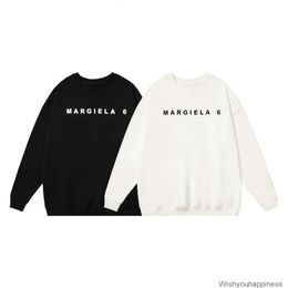 Sweatshirts Mens Womens Designer Hoodies Fashion Streetwear 2023 Autumnwinter New Magilla Small Letter Print Long Sleeve Fashion Br Mm6 Round Neck Sweater Mens Wom