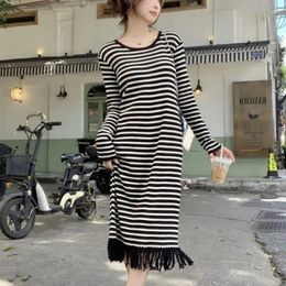 Casual Dresses Sweater Korean Style Knitted Striped Fringe Dress Long Sleeve Womens Loose Autumn Outfits Winter 2023 Black