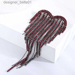 Pins Brooches Dmari Luxury Jewellery Vintage Rhinestone Badge 4-color Delicate Long Thread Tassel Lel Pins Party Office Women Clothing BroochL231120