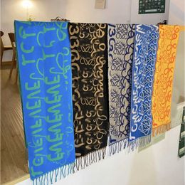 Roewe Old Flower Graffiti Scarf Women's Autumn and Winter Classic Letter Versatile Double sided Couple Scarf 231015