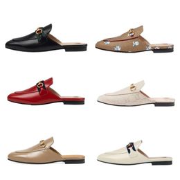 G Leather Men Designer guxci gussie Half Slippers Princeton Loafers Soft Cowhide Lazy Women Shoes Metal Buckle Beach Slides Mules Princetown Classic Lady