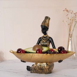 Decorative Objects Figurines African Women Resin Statuehome Decor National Woman Decoration Home Living Room Tabletop Craft Tray Decoration 231120