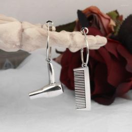 Dangle Earrings Design 3D Hair Dryer Pendant Comb Barbershop Stylist Ear Hoops For DIY Vintage Classic Women Jewellery Gift Decor