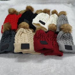 10 pezzi Inverno capodanno donna Cappelli di Natale uomo Viaggi Moda adulto bambino Berretti Skullies Chapeu Berretti in cotone Berretto da sci grigio cappello bianco mantieni caldo intensificazione