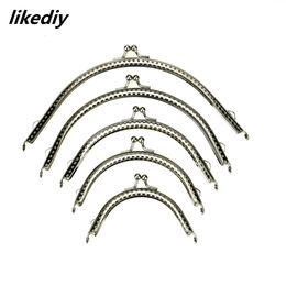Bag Parts Accessories 20 Pcs/Lot 5 Sizes Glossy Silver Basic Arch Metal Purse Frame Kiss Clasp Lock DIY Bag Accessories 8.5/10.5/12.5/15.5/18.5CM 230419