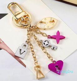 Fashion Keychain Letter Designer Keychains Metal Keychain Womens Bag Charm Pendant Auto