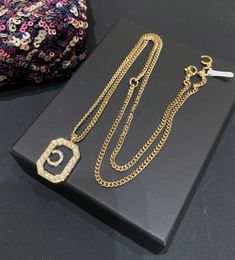 Luxury quality charm pendant necklace with nature shell beads in 18k gold plated have stamp box long chain design PS4922A