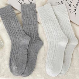 Winter Cashmere Wool For Woman Solid Japanese Style Haruku Retro Long Women Girls Thermal Streetwear Socks Hosiery Womens Stockings Classic Fashion Printed 22