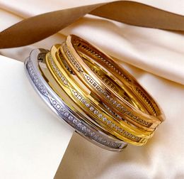 2023 designer bracelets for women mens Jewellery Titanium Steel Cuff bangles For armband Women designer Jewellery diamond crystal friendship tide trendy luxury