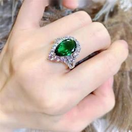 Cluster Rings Luxury Vintage Simulation Emerald Ring Water Drop Zircon For Women Wedding Engagement Birdal Fine Jewelry