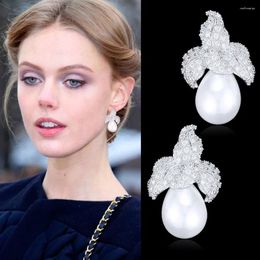 Dangle Earrings GODKI Spring Collection Leaf Simulated Pearl Earring For Women Wedding Trendy Cubic Zircon
