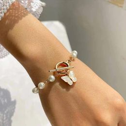 Link Bracelets Butterfly Pendant Pearl Bracelet Chain Women Girls Product Fashion Jewellery Party Gift Style CB283