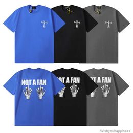 Tees T-Shirts Luxury Mens Designer Fashion clothing American Niche Mnace ever Not-a-fan-tee Skeleton Finger Couple Fashion Br Short Sleeve T-shirt Summer