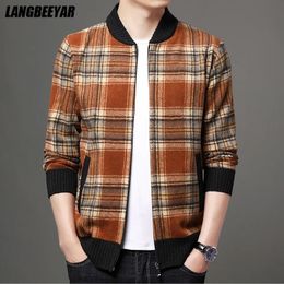 Mens Jackets Top Quality Brand Fashion Woollen Thick Velvet Plaid Casual Baseball Collar Jacket Men Korean Windbreaker Coats Clothes 231118