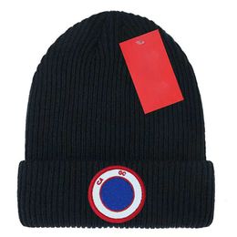 2023 Skull Caps Luxury Beanie Knitwear Hat Temperament Versatile Beanie Knitted Hat Warm Letter Design Hat Christmas Gift Hat Dust Bag