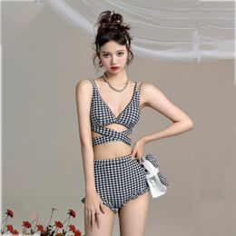 Women's Swimwear Swimsuit Women Sexy Bikini New Korean Fashion Girls Padded Swimwear Push Up Slim Fit Monikini Beach Wear Swimming Summer 230420