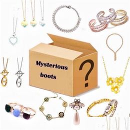 Charm Bracelets Luxury Gifts For Woman Man Jewellery Christmas Blind Box Lucky Mystery One Random Necklace Bracelet Earrings Rings And Dh8Dn
