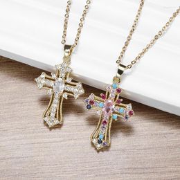 Pendant Necklaces Exquisite Creative Fashion Colorful Zircon Cross Necklace For Men Women Prayer Jewelry Accessories