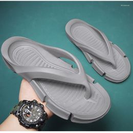 Slippers Solid Color Flip-flop Men's Non-slip Korean Style Trendy Beach Sandals Soft Sole Walking Shoes Zapatos De Hombre