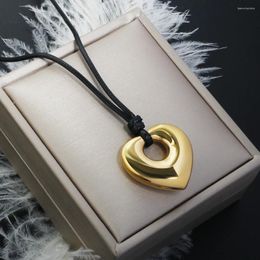 Pendant Necklaces Hollow Heart Necklace Gold Color Love Choker Neck Vintage Knotted Black Wax Rope Adjustable Men Chain Gothic Jewelry