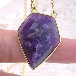 Pendant Necklaces Nature Amethyst Gemstone Pentagon Charm Purple Geometry Collarbone Jewelry Unisex Holiday Gifts