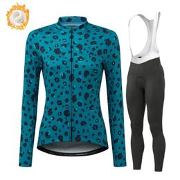 Cycling Jersey Sets Woman Clothing Winter Thermal Fleece Set Lady Long Sleeve Mountain Bike Clothes Ropa Maillot Ciclismo 231118