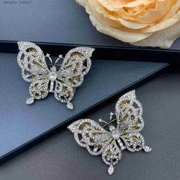 Pins Brooches Qingdao Mediaeval art retro style gift decoration multi-functional double butterfly brooch femaleL231120