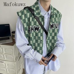 Men's Vests Mafokuwz Japan Vintage Retro Vest Checkerboard Plaid Sleeveless Shirt Men Green Design Waistcoat Niche Lapel Undershirt 230420