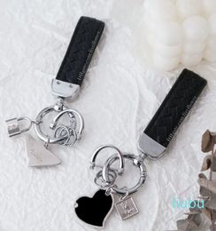 Black Leather Keychain Accessories Men's Heart Letter Luxury Pattern Car Keychain Jewelry Gift Rope Key Holder