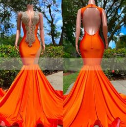 2023 Mermaid Orange Prom Vestres Apliques Sheer Deep V Dress Dress Vestido de festa formal Vestidos de festa sem mangas traseiros BC15130 0420