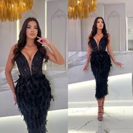 Chic Feathers Black Prom Dresses Sleeveless V Neck Party Dresses Sequined Lace Custom Made Evening Dress