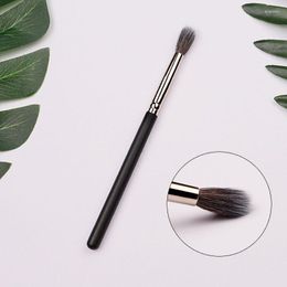 Makeup Brushes Highlighter Concealer Eyeshadow Crease Blending Brush Foundation Face Shadow Eye Nose T Zone Cosmetic Beauty Tool
