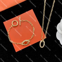 Luxury Letter Gold Bracelet Jewelry Sets Diamond Pendant Necklaces Letter Steel Stamps Bracelet For Party Show