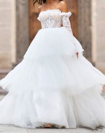 Puffy Tiered Tulle Garden Wedding Dress Corset Lace-Up Appliques Sleeveless Long A-Line Ivory Bridal Gowns Off The Shoulder Long Sleeves Floor Length Vestido De Novia