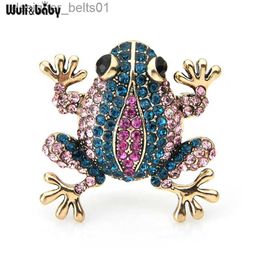 Pins Brooches Wuli baby Sparkling Full Rhinestone Frog Brooches Women Metal ly Animal Party Casual Brooch Pins GiftsL231120