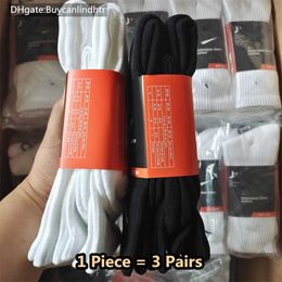 Fashion Brand Men's Cotton Socks New Style Black and White Leisure Men Women Soft Breathable Summer Winter for Male Sockes