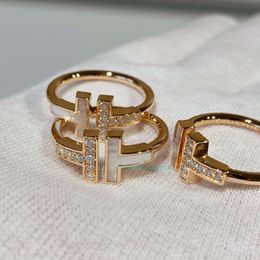 Ism-Ringe, Schmuck, Buchstabe, Damen-Exquisite Handdekoration mit Diamant, gleiches Doppel-T, offener Finger, vielseitiger Ring