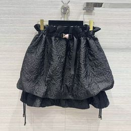 Skirts Black Folds Seersucker Elastic Waist Buckle Belt Loose Drawstring Bud Skirt Women 230420